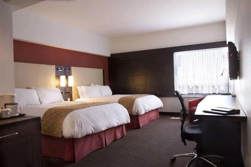 ****  Hotel Ruby Foo'S Montreal Canadá
